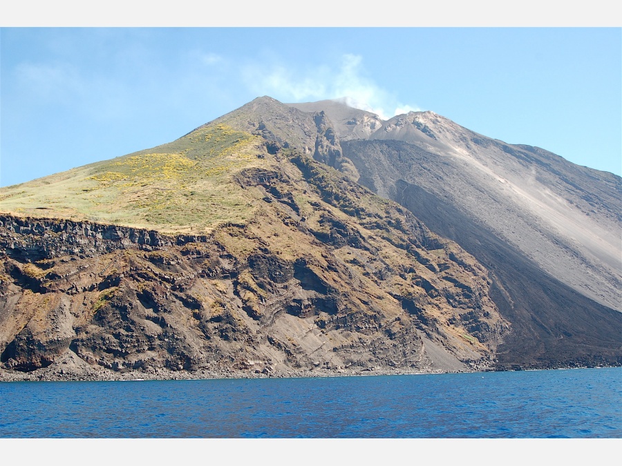 Вулкан Стромболи - Фото №1