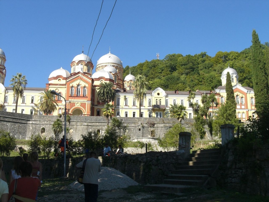 Куда сходить в гаграх. Гагра достопримечательности красивые места фото. Гагра Абхазия 2007 год. Гагры достопримечательности и развлечения. Гагра куда сходить что посмотреть.