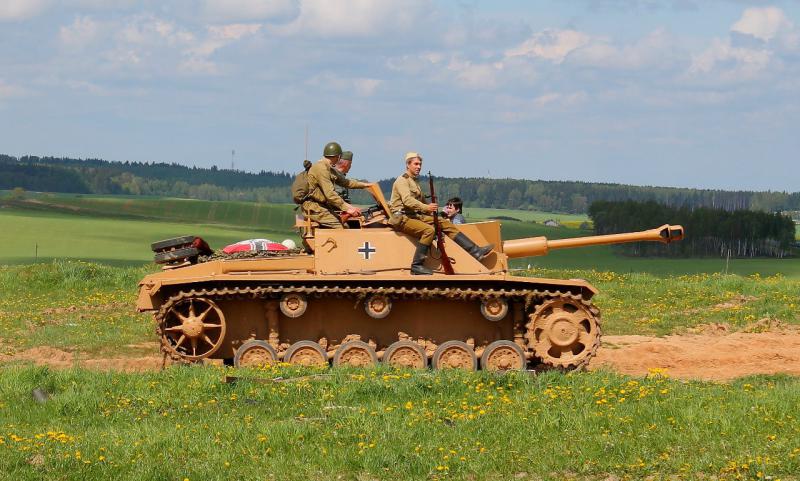 Купить танк в екатеринбурге у официального дилера. Сколько стоит танк немецкий. Купить немецкий танк настоящий. Купить танк настоящий на ходу. Купить танк на ходу.