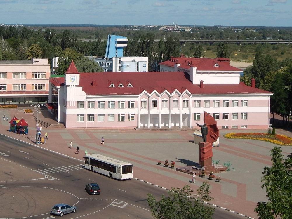 Город мозырь. Мозырь Белоруссия. Мозырь площадь Ленина. Центральная площадь Ленина Мозырь. Мозырь Гомельская область.