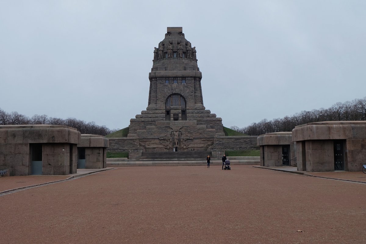 Лейпциг памятник битве народов фото