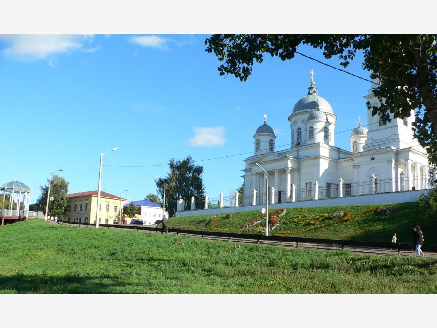 Погода на неделю в чистополе республика татарстан. Чистополь Татарстан. Чистополь Эстетика города. Чистополь достопримечательности. Чистополь женский монастырь.