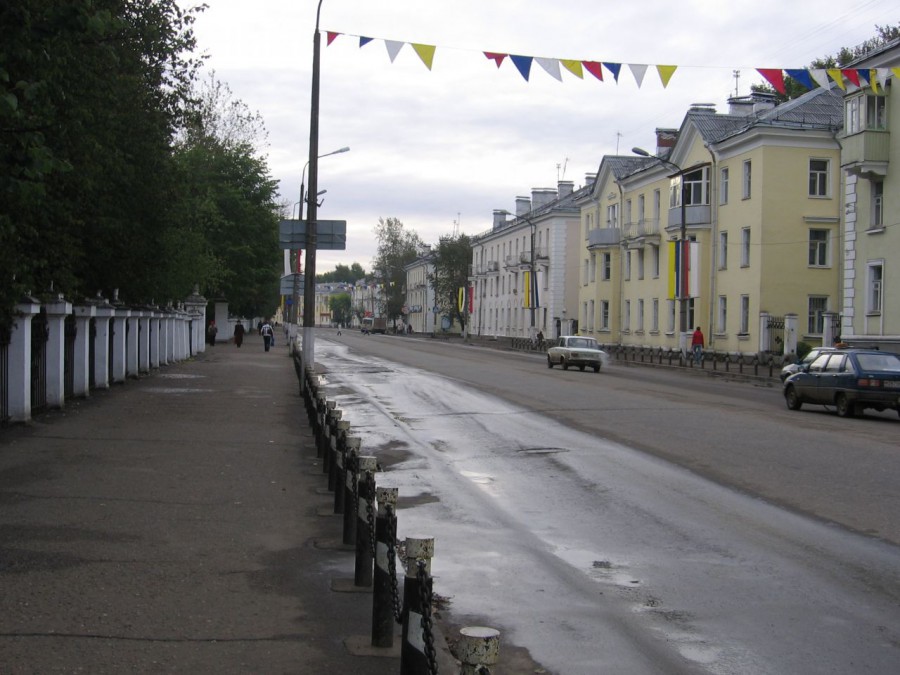 Улицы города глазова. Улица Кирова Глазов. Город Глазов улица Кирова. Город Глазов Главная улица. Город алаолв улица Кирово.