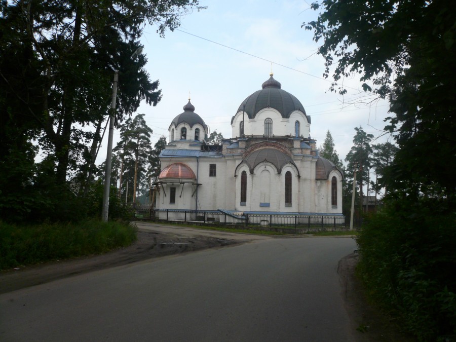 Церкви луги