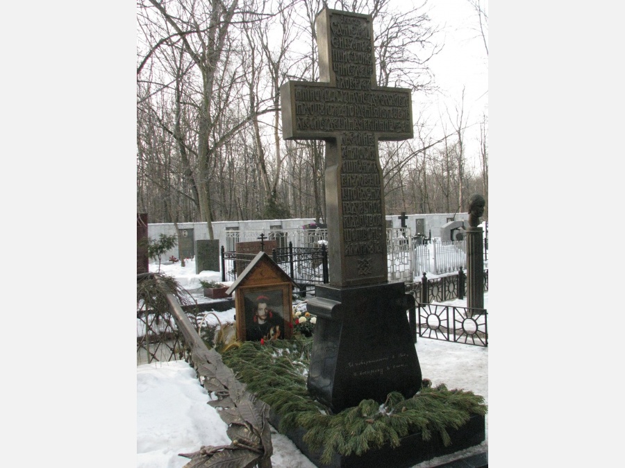 Тальков похоронен. Могила Игоря Талькова на Ваганьковском кладбище. Могила Игоря Талькова на Ваганьковском. Могила Игоря Талькова.