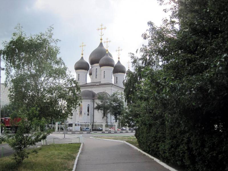 Храм сергия москва. Церковь Сергия Радонежского на Рязанке Москва. Храм на Окской улице Сергия Радонежского. Храмовый комплекс на Рязанке. Храм Сергия Радонежского на Рязанке фото.