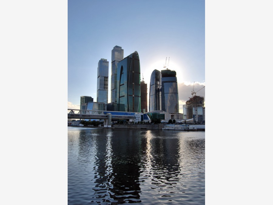 Москва. Московский международный деловой центр «Москва-Сити» на Пресненской набережной. Россия - Москва. Фото №1