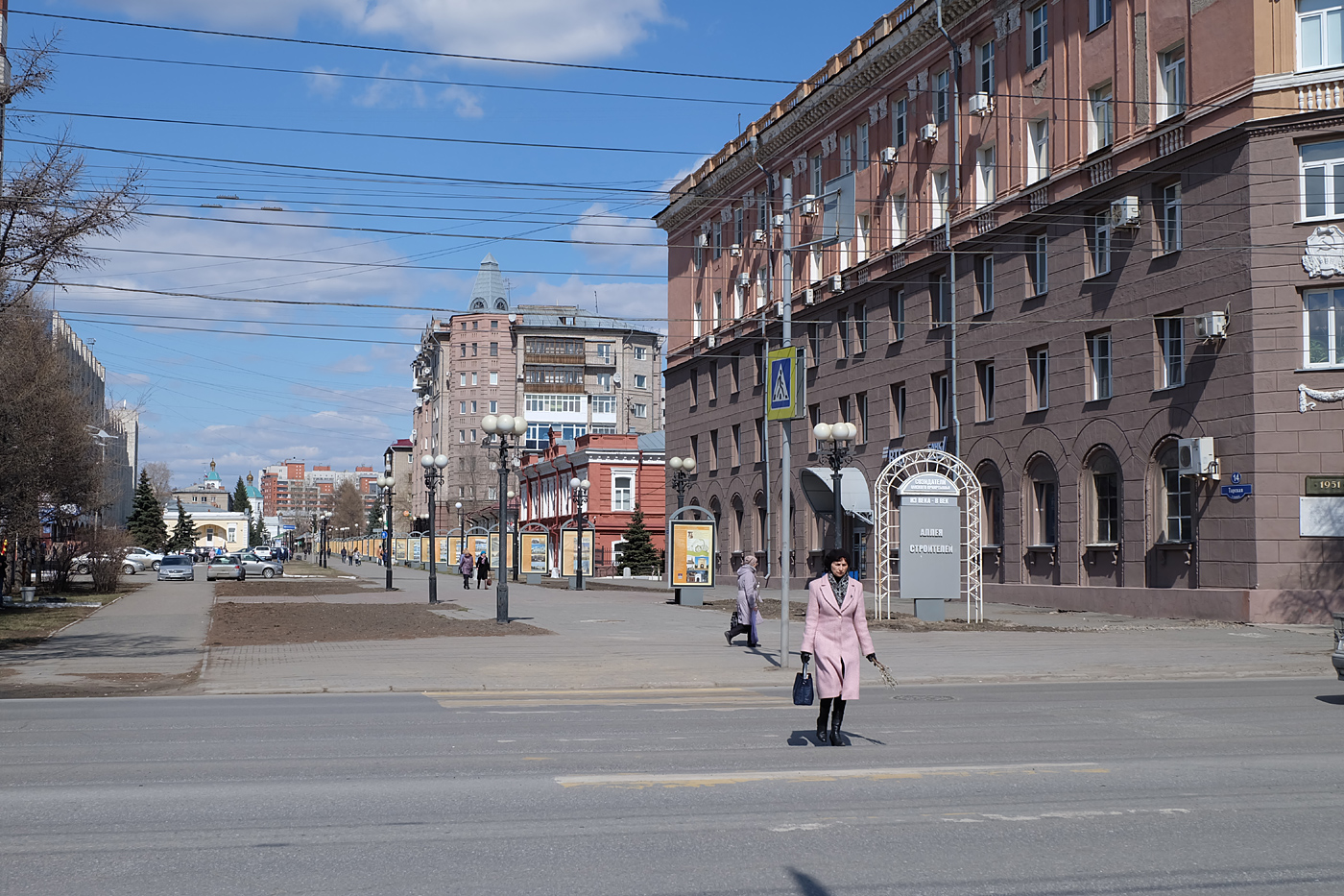 Улица начаться. Ул Тарская Омск. Омск центр улица Тарская. Тарская улица Омск Омск. Улицы Тарская, 42 Омск.