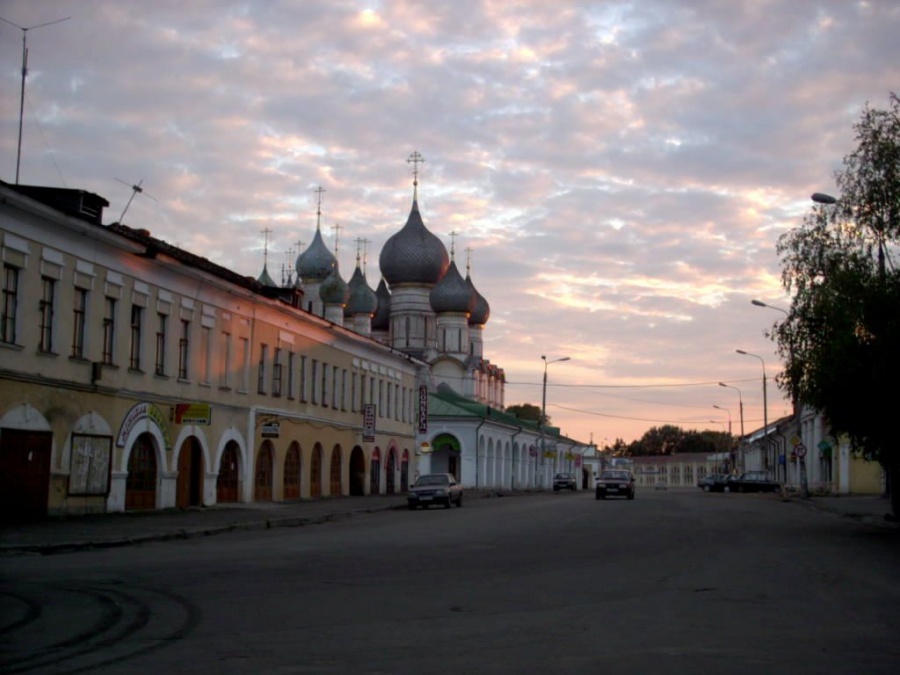 Центр великий. Ростов Великий центр города. Ростов Великий улочки. Ростов Великий Центральная улица. Центр Ростова Великого.