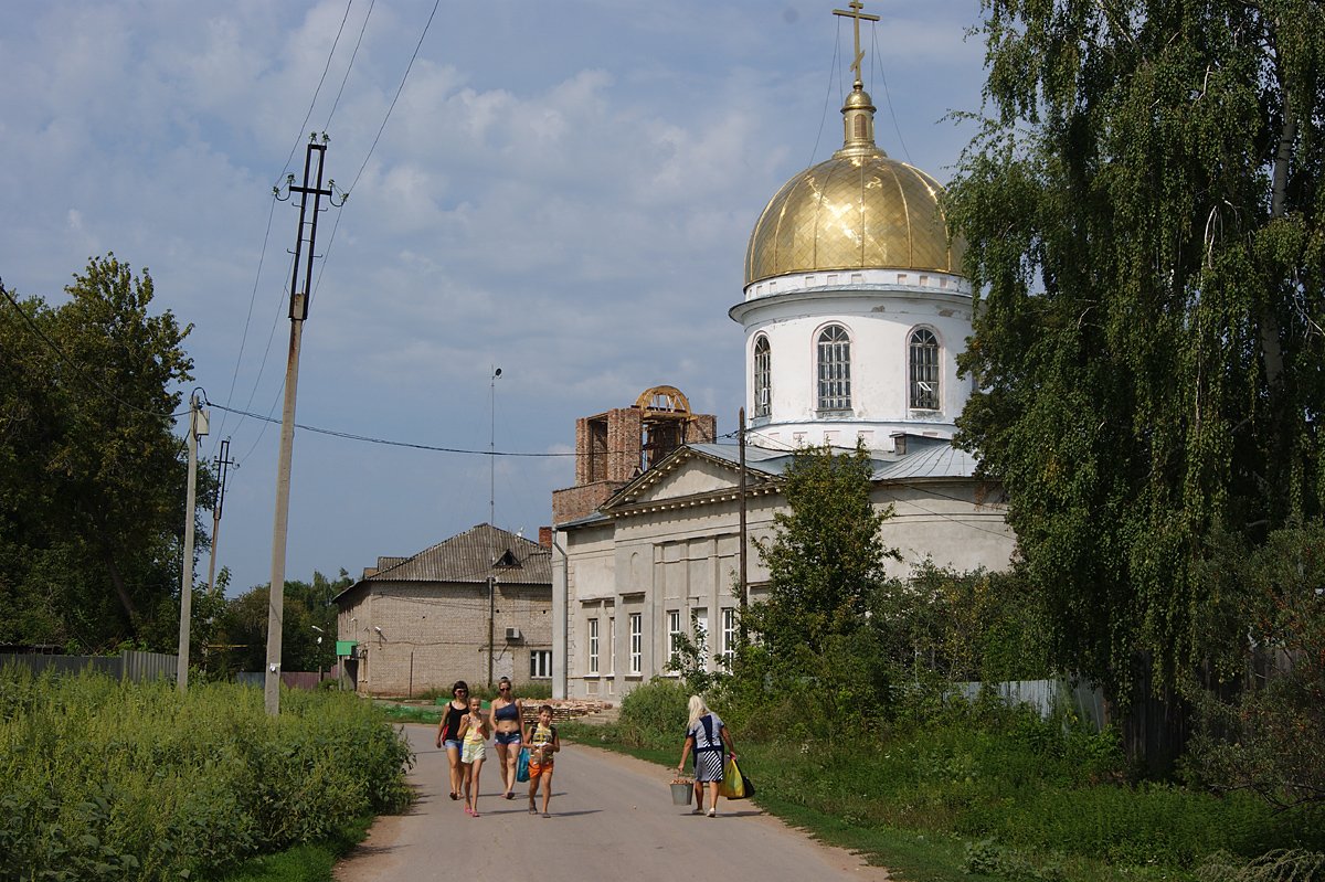 Рождествено самара. Христорождественский храм Рождествено Самара. Храм Рождества Христова в село Рождествено Самара. Храм в селе Рождественно Самарскрй области. Храм села Рождествено Самарской области.