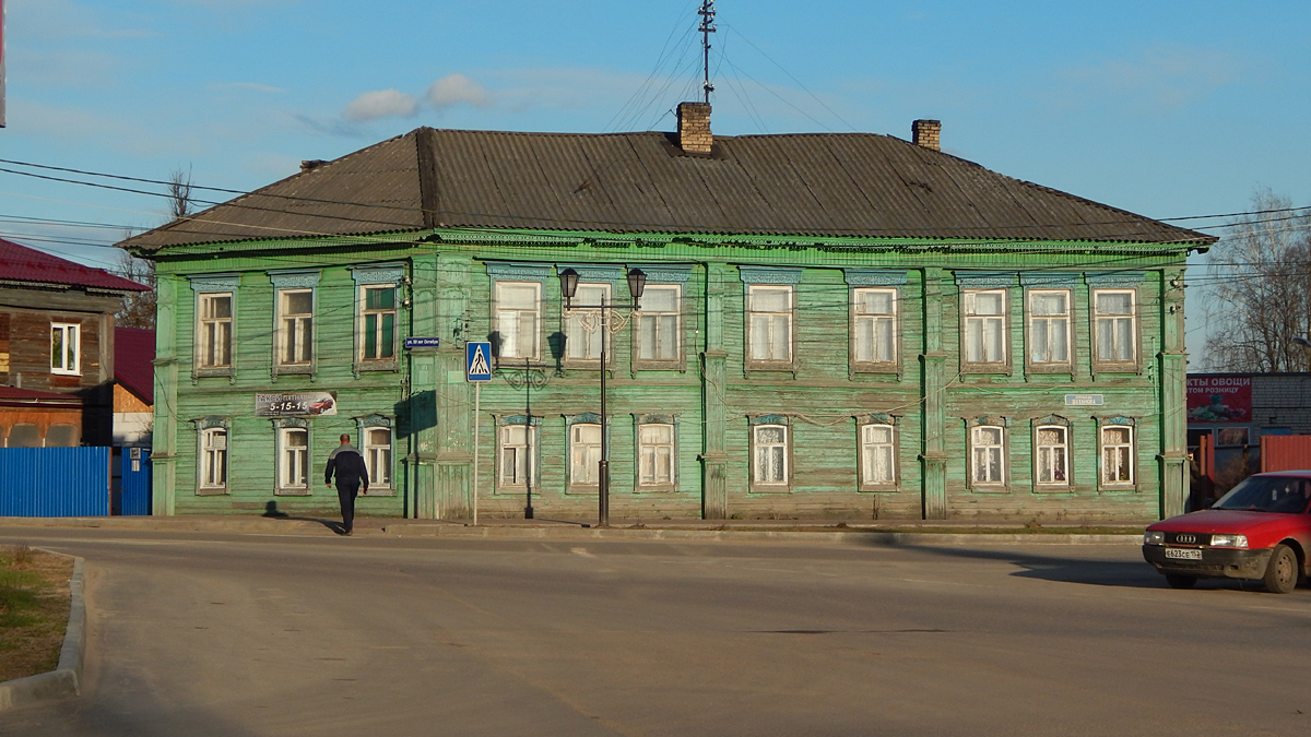 Деревянные дома на площади. - Семёнов, Россия - Фото 38 - ФотоТерра