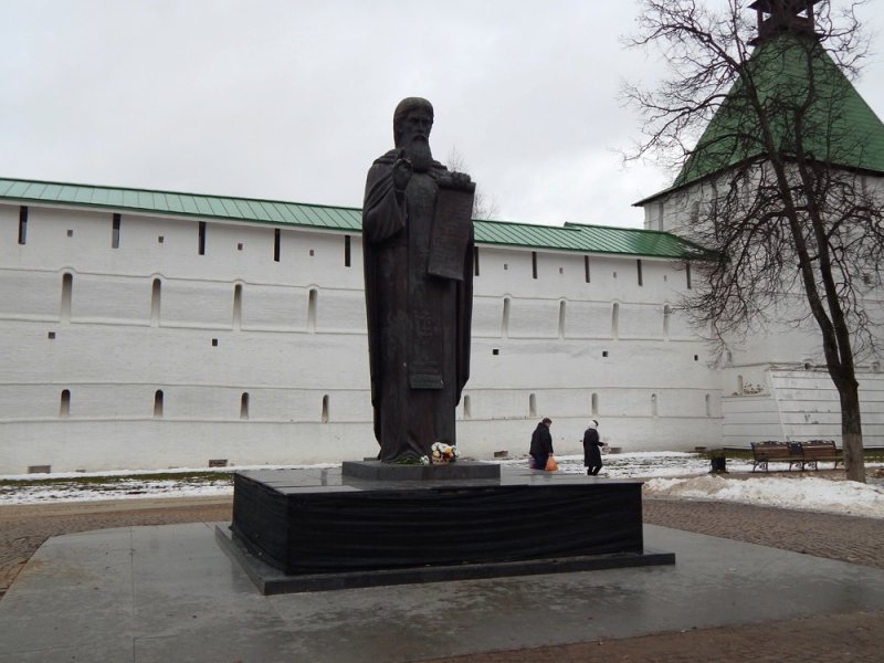Фото на памятник сергиев посад