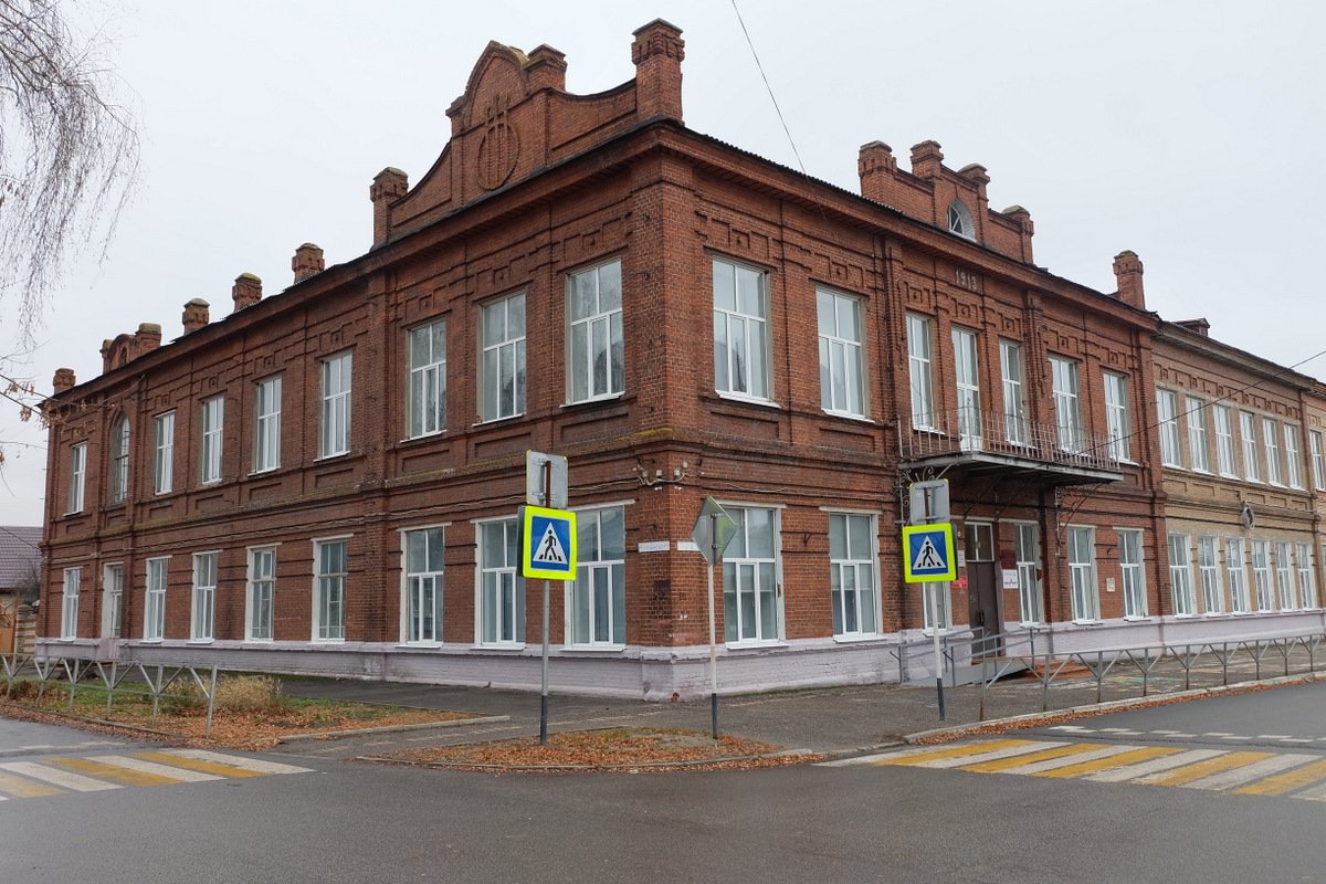 Почта спасск рязанский. Школа 1 Спасск Рязанский. Спасская гимназия Спасск Рязанский. Школа Спасск Рязанский. Спасск Рязанский школа СОШ.