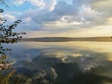 Светлое озеро фотографии