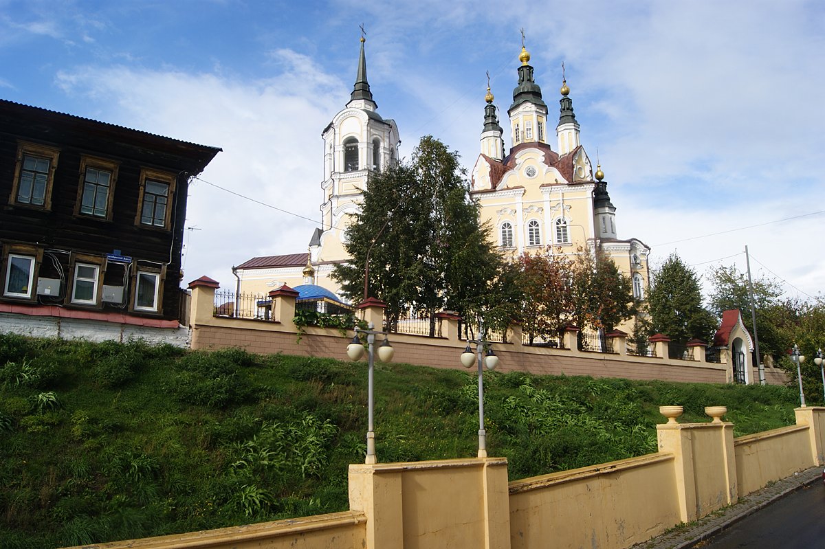 Воскресенская церковь томск фото