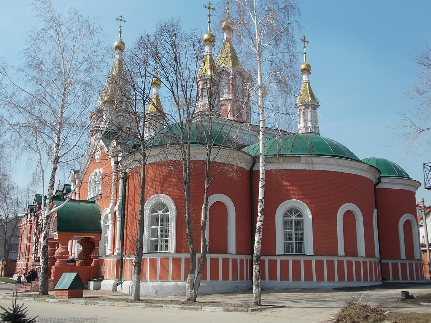 Воскресенский храм ульяновск. Воскресенск германский храм Ульяновс. Ульяновск Германская храм. Свято Воскресенско-Германовский кафедральный собор Ульяновск. Германовская Церковь Ульяновск.