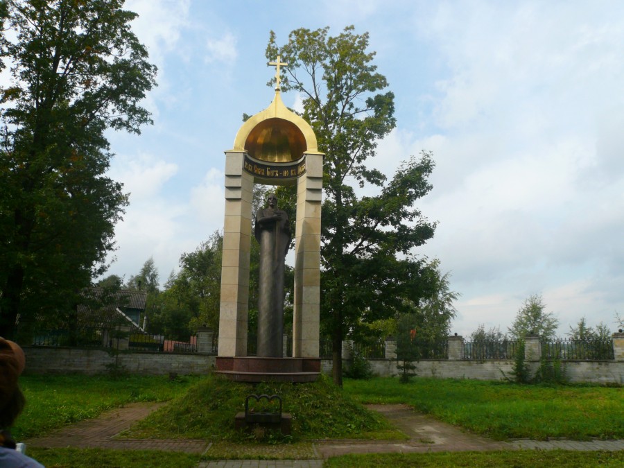 Ельня часовня памятник всем погибшим