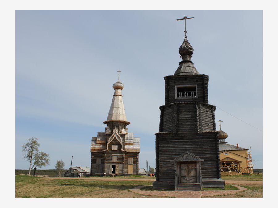 Варзуга Церковь Петра. Варзуга достопримечательности.