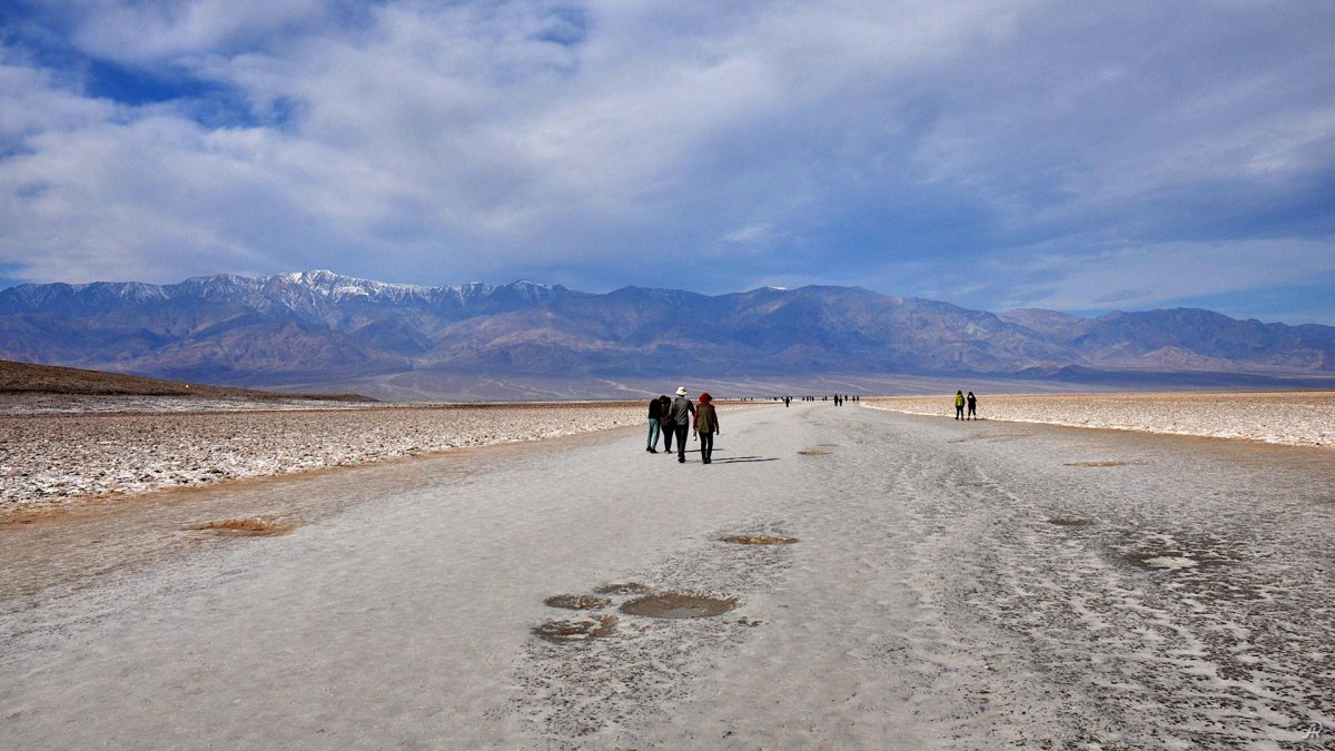 США - Death Valley - Badwater Basin (Долина смерти). Фото №6