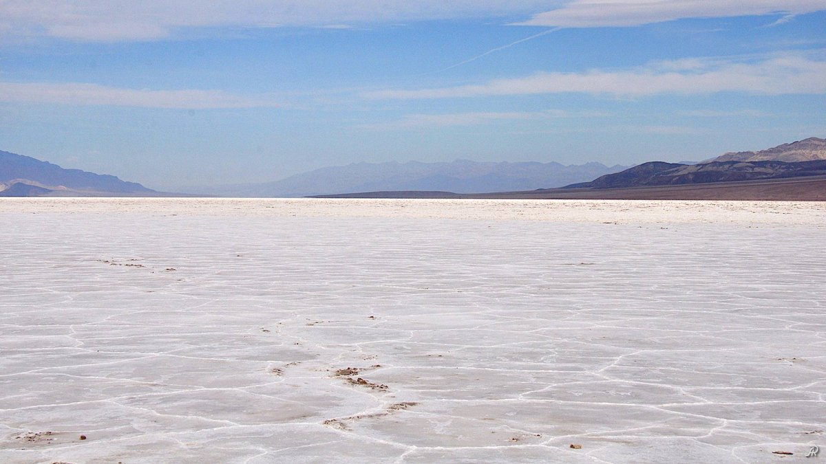 США - Death Valley - Badwater Basin (Долина смерти). Фото №25