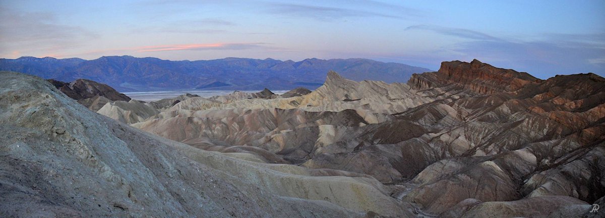 США - Death Valley - Zabriskie Point (Долина Смерти). Фото №1