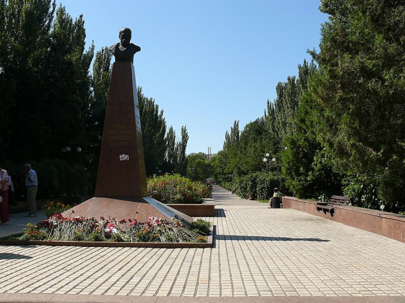 Памятник тарасу шевченко орск