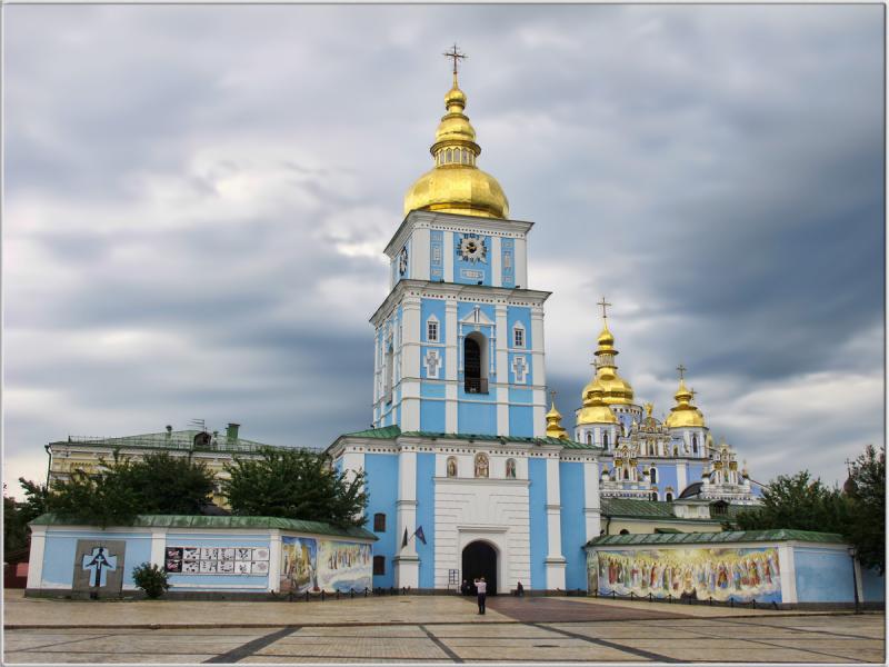 Михайловский Златоверхий собор колокольня