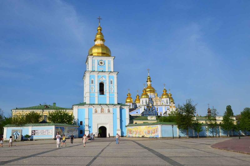 Софийская площадь Михайловский собор