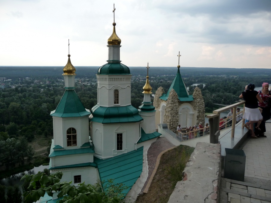 Славяногорск Донецкая область монастырь