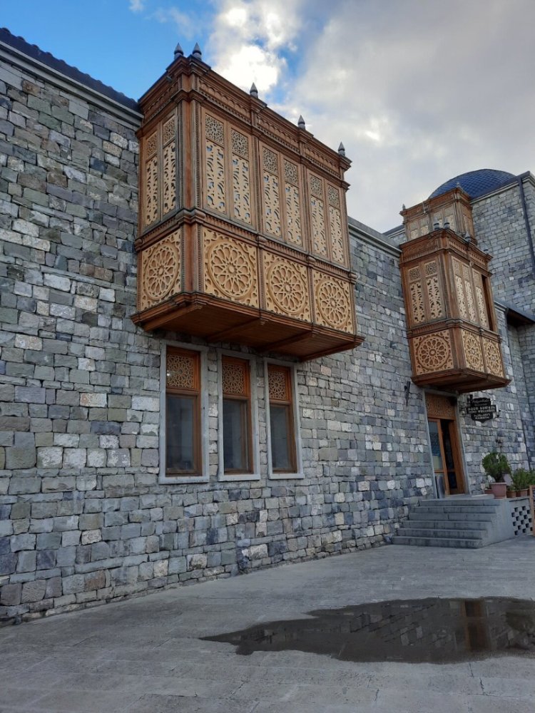 Ахалцихе. Многое здесь сегодня восстановленный новодел. Грузия - Ахалцихе. Фото №2